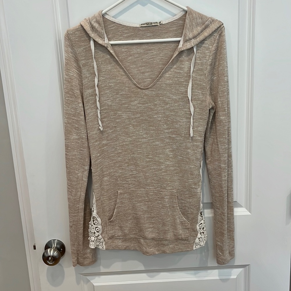 Sweater hoodie with lace detailing